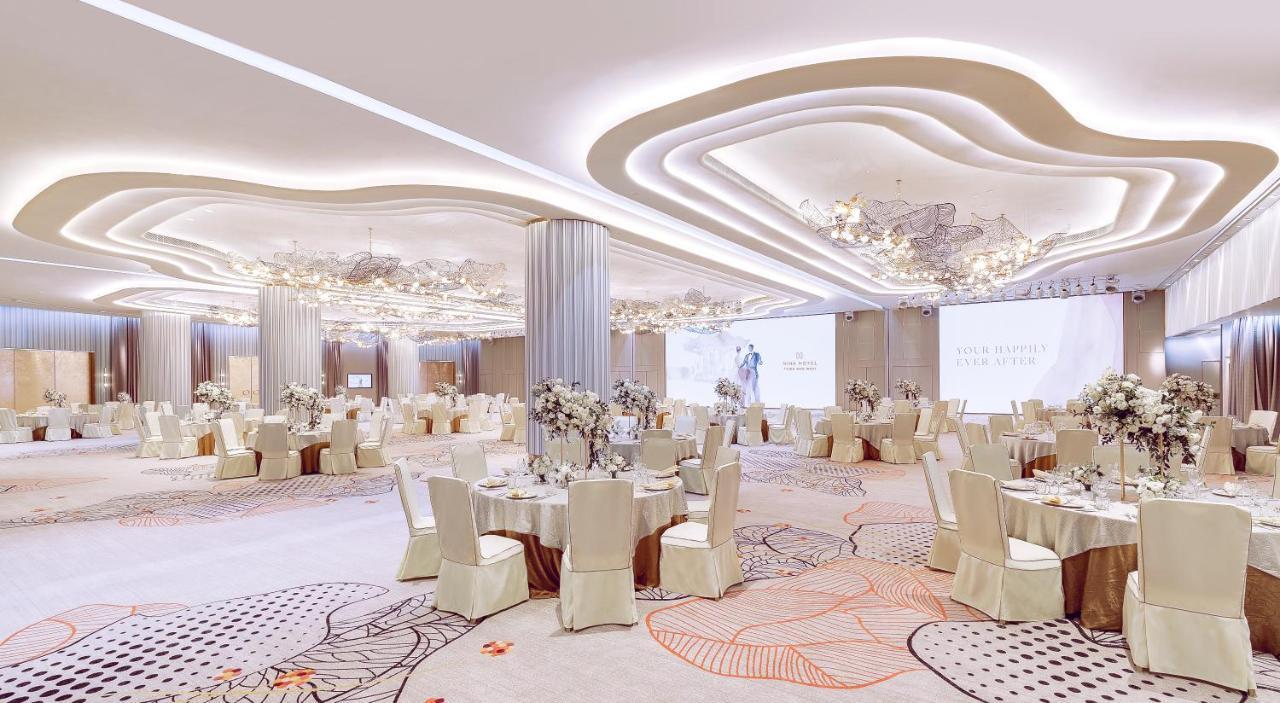 Nina Hotel Tsuen Wan West Hong Kong Exterior photo The ballroom
