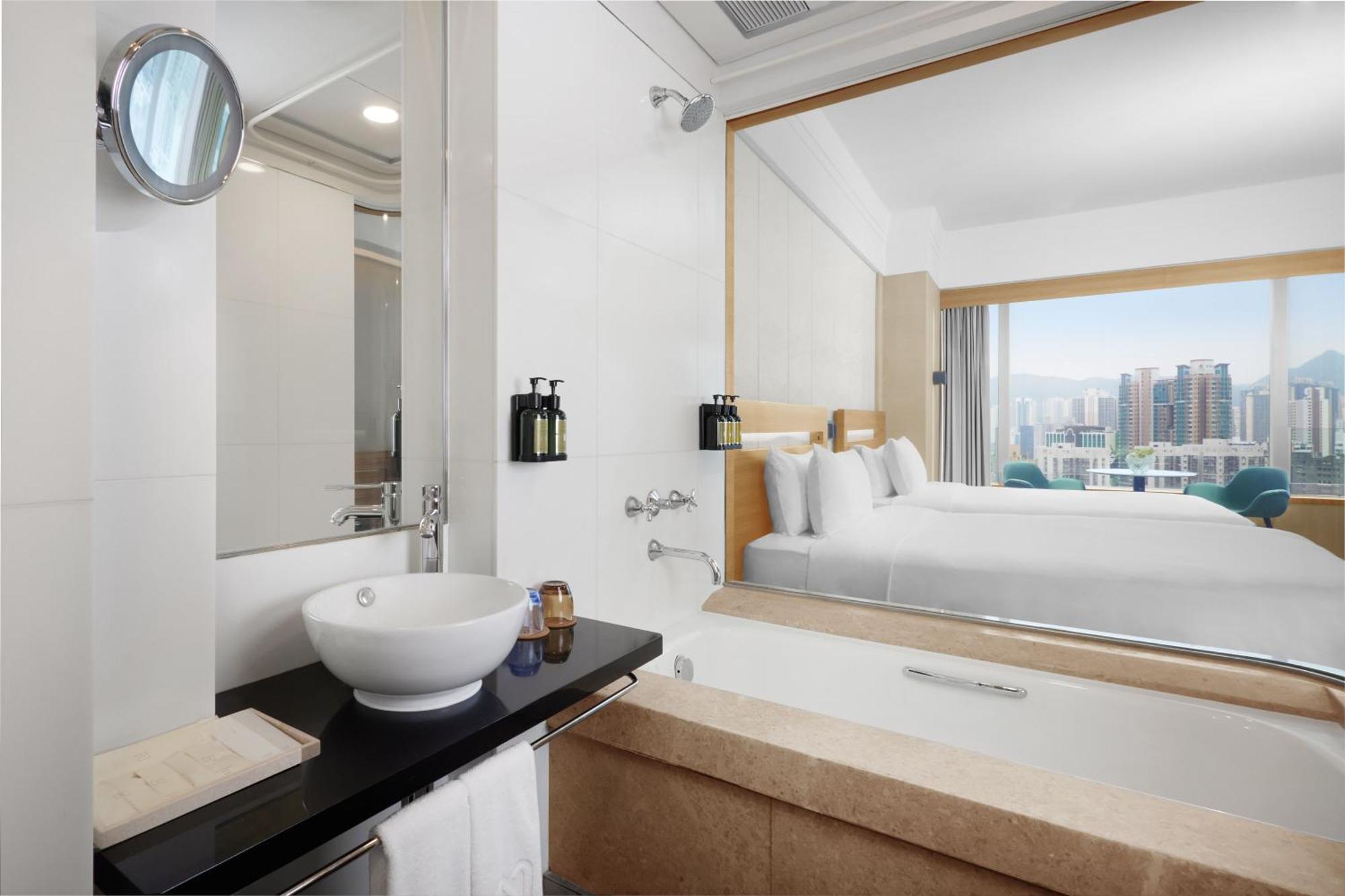 Nina Hotel Tsuen Wan West Hong Kong Exterior photo Deluxe Room with Harbour View
