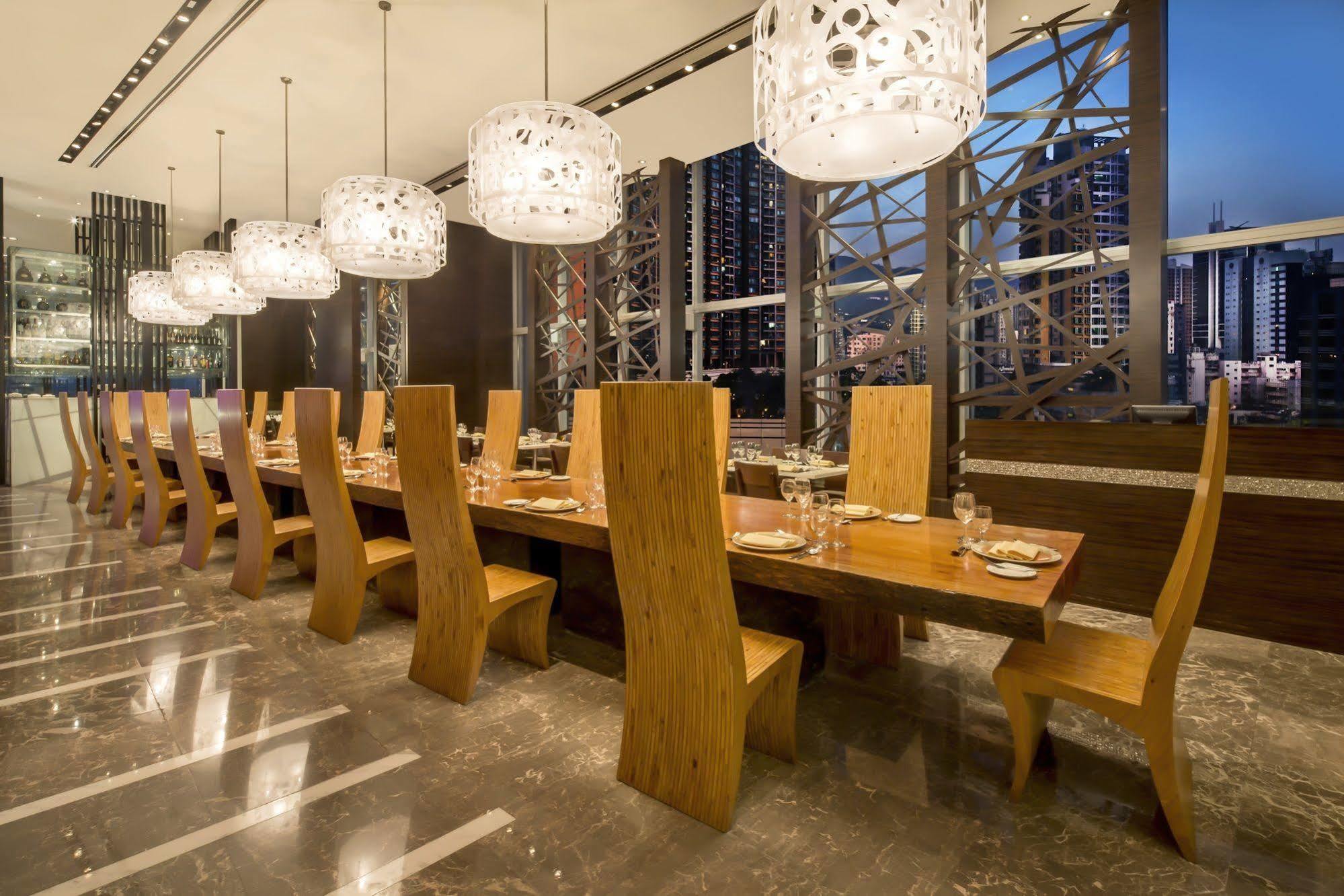 Nina Hotel Tsuen Wan West Hong Kong Exterior photo The interior of the restaurant