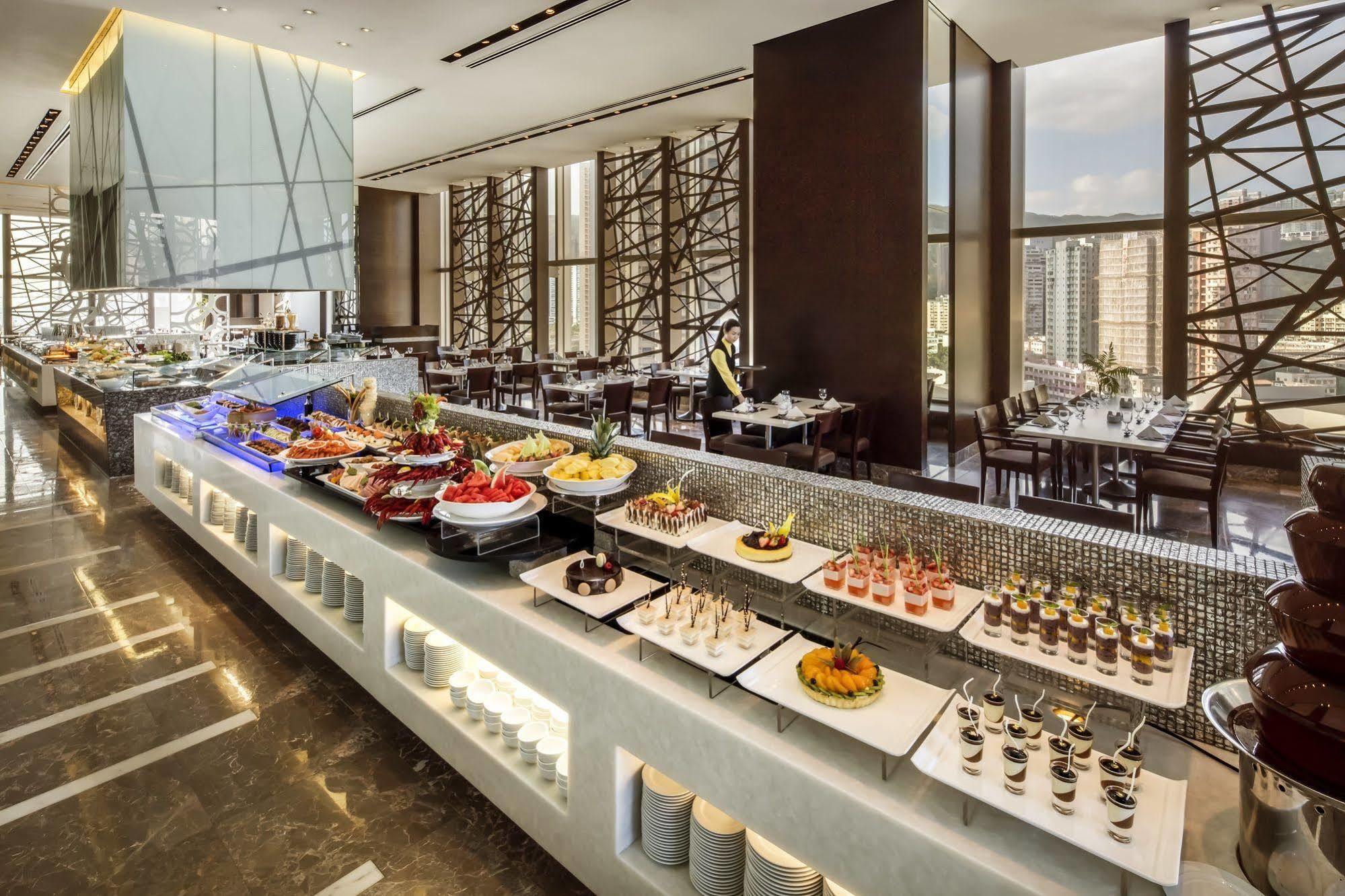 Nina Hotel Tsuen Wan West Hong Kong Exterior photo The buffet at the hotel