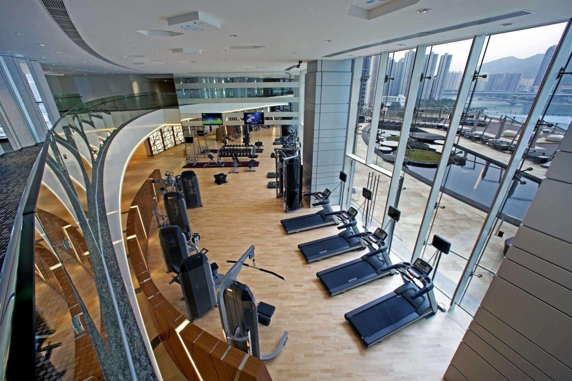 Nina Hotel Tsuen Wan West Hong Kong Exterior photo The gym at the Ritz-Carlton, Hong Kong