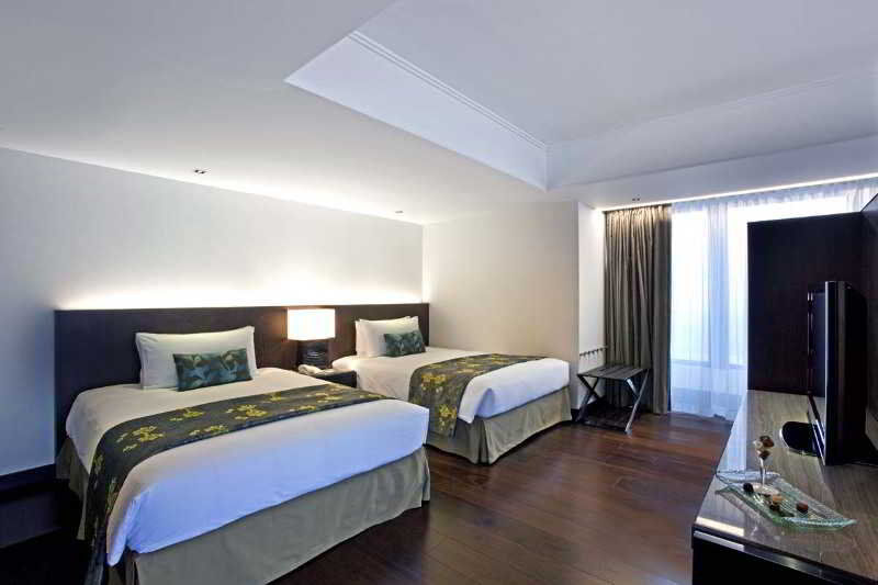 Nina Hotel Tsuen Wan West Hong Kong Exterior photo Deluxe Room